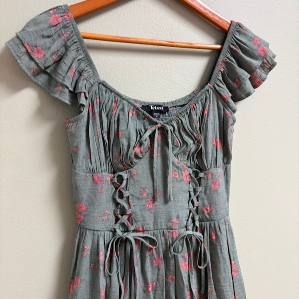 Trixxi Milkmaid Midi Dress Sz M Floral Cottage Coquette Babydoll Lace Up Front